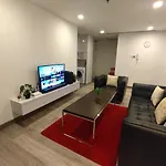 Elegant Homes Apartment One Bukit Ceylon
